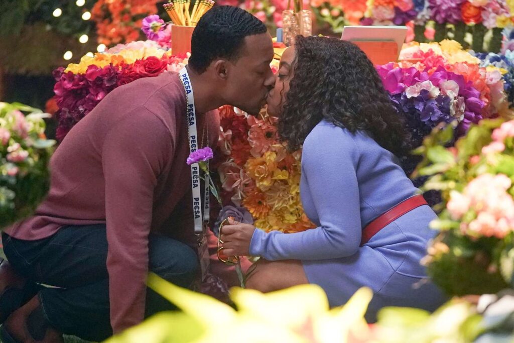 Janine and Gregory kiss