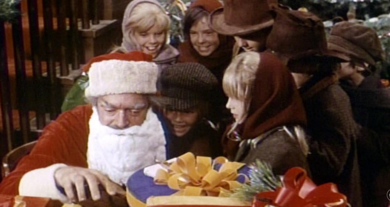 Classic 1970s Christmas #17 - Gunsmoke 