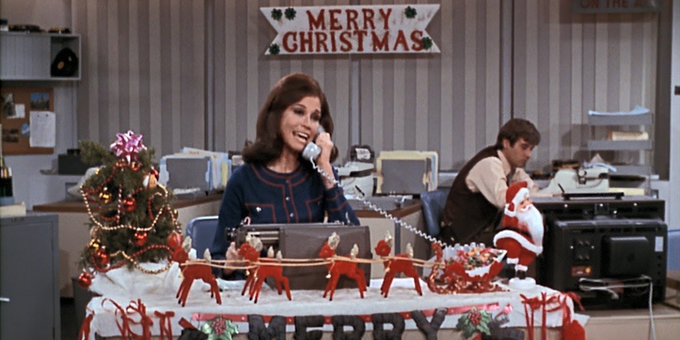 Classic 1970s Christmas #5 The Mary Tyler Moore Show - 