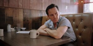 Andrew Scott plays a man mourning his mother