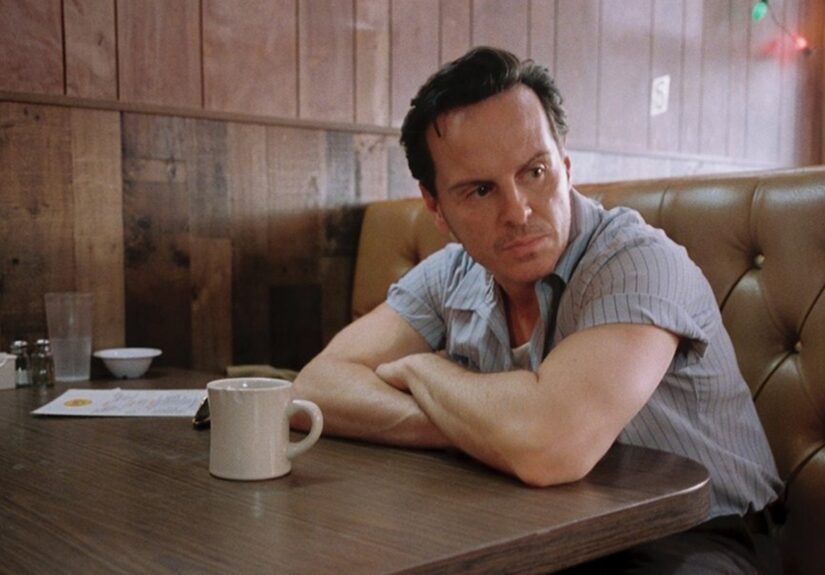 Andrew Scott plays a man mourning his mother