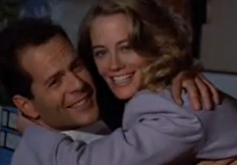 David and Maddie wish everyone a Merry Christmas