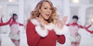 Mariah Carey sings Christmas song
