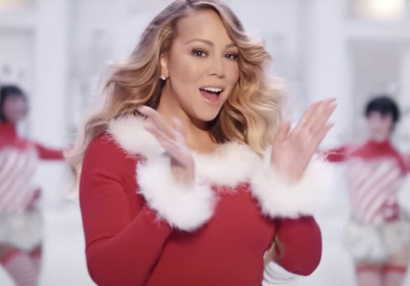 Mariah Carey sings Christmas song
