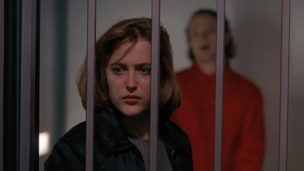Scully in front of the killer